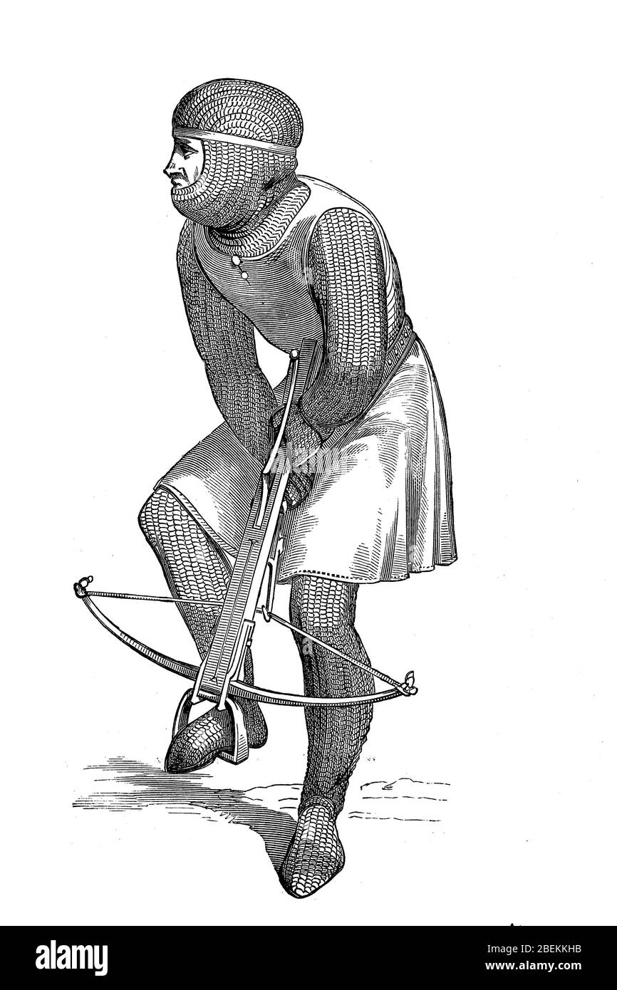 Crossbowman nel 13 ° secolo mentre cocking la balestra, Francia / Armbrustschütze im 13. Jahrhundert beim Spannen der Armbrust, Frankreich, Historisch, riproduzione digitale migliorata di un originale del 19 ° secolo / digitale Reproduktion einer Originalvorlage aus dem 19. Jahrhundert Foto Stock