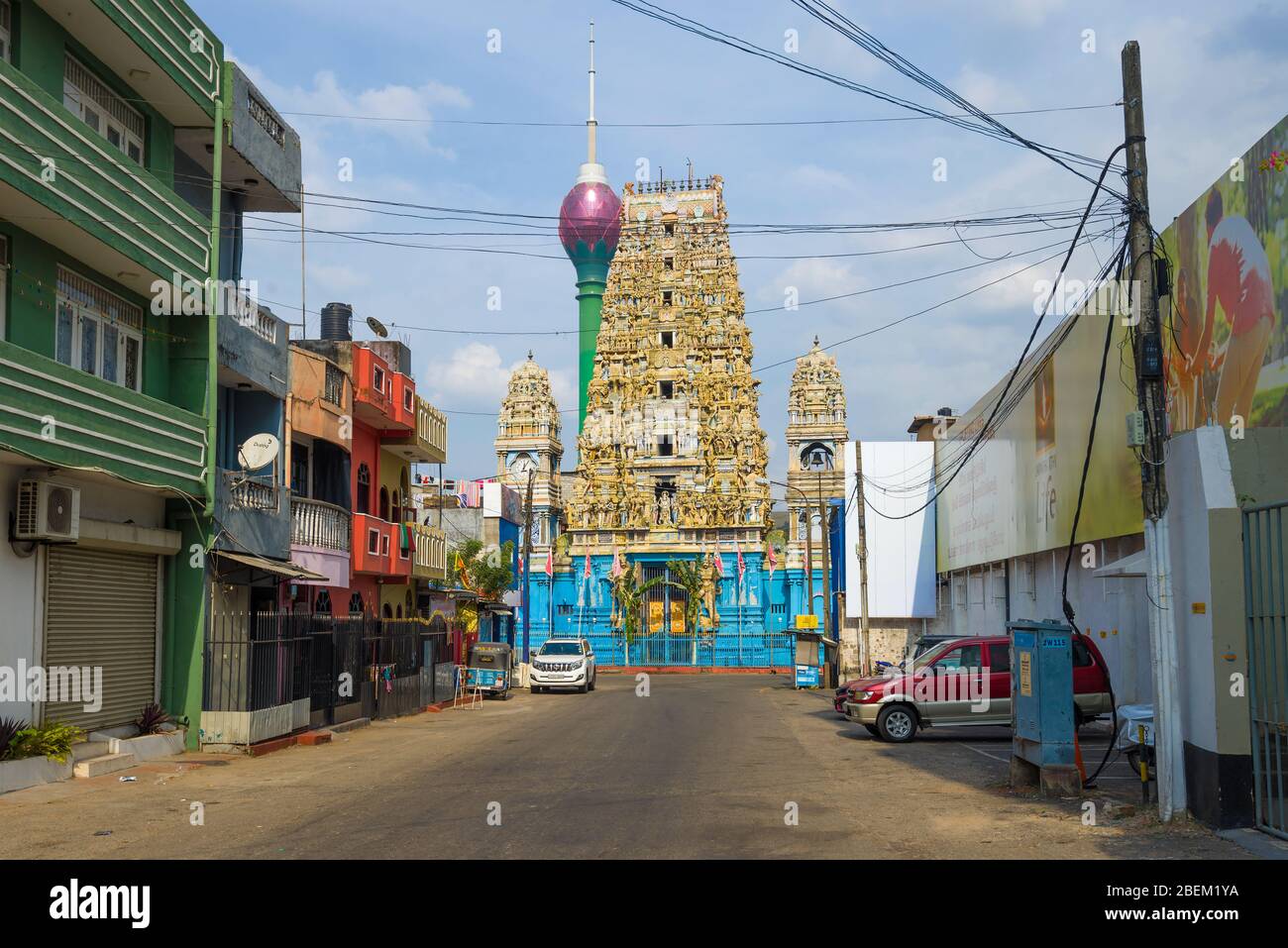 COLOMBO, SRI LANKA - 22 FEBBRAIO 2020: Veduta dell'antico tempio indù di Sivasubramania Swami Kovil Foto Stock