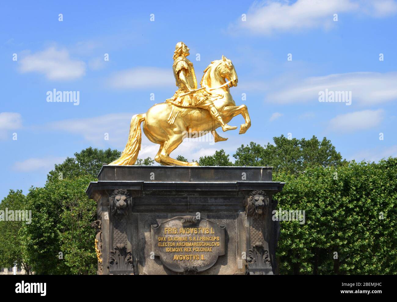 Dresda, Germania, 07-18-2017, The Golden Rider (tedesco: Goldener Reiter) Foto Stock