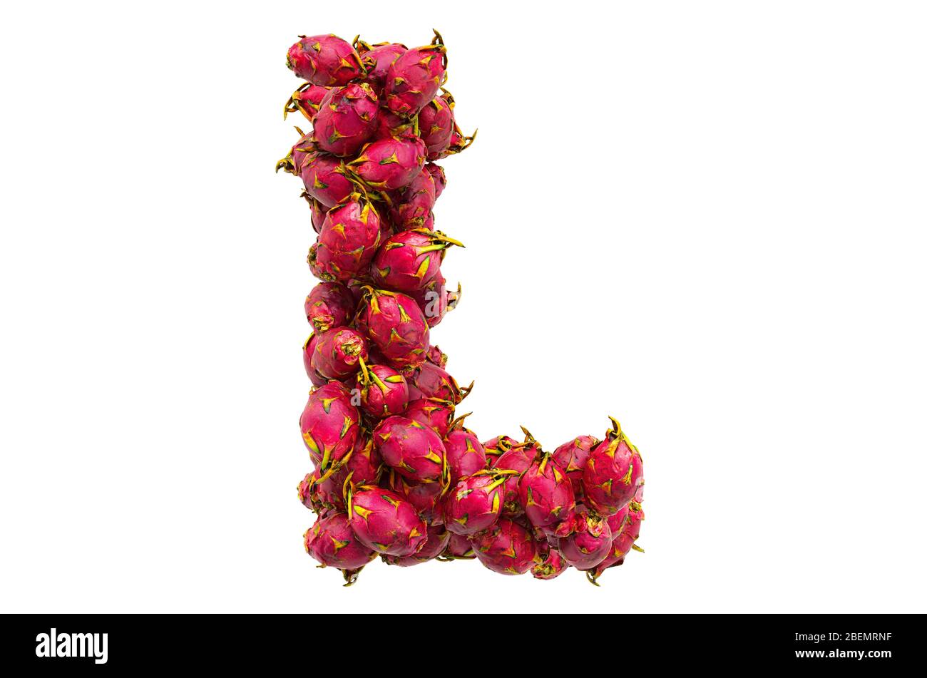 Lettera L da frutti drago, rendering 3D isolato su sfondo bianco Foto Stock