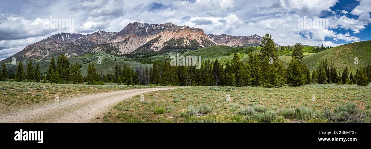 Picco di Boulder in Sawtooth National Forest vicino Ketchum, Idaho. Foto Stock