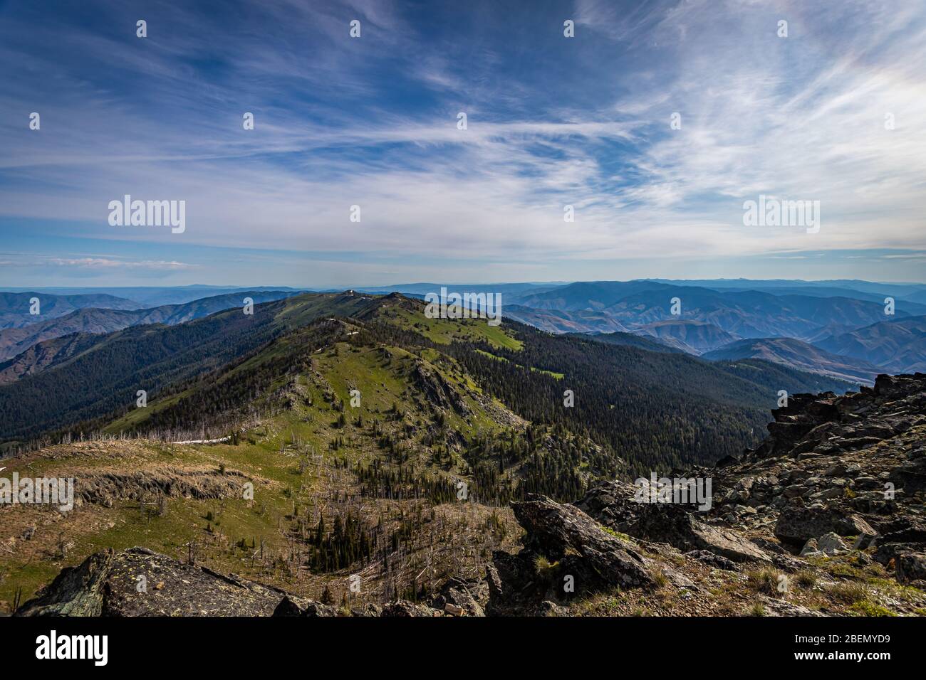 Il cielo del gate del Vista domina il sette demoni di montagna e l'Hells Canyon National Recreation Area in western Idaho. Foto Stock