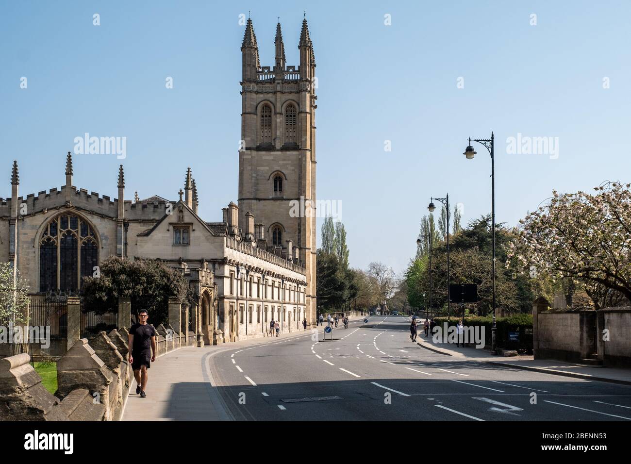 Magdalen College. Oxford High Street vuoto durante il blocco Covid-2019, Coronavirus Pasqua 2020 Foto Stock