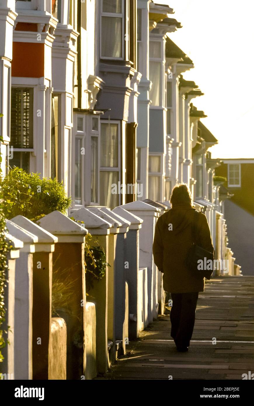 Brighton e Hove UK, 10 gennaio 2007: Alloggi a schiera nella zona del Queens Park della città Foto Stock
