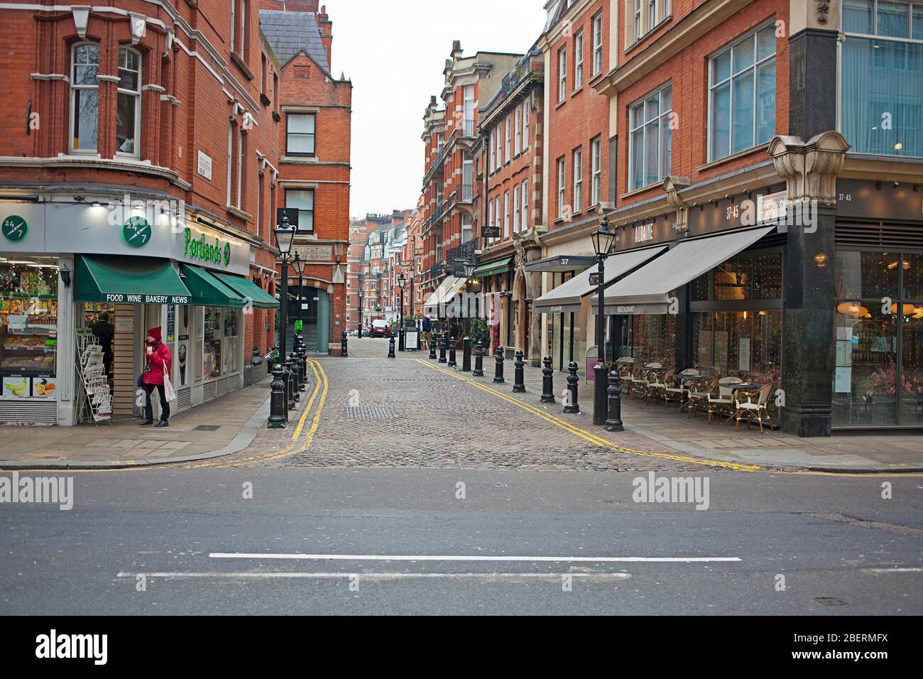 Portlands, Kensington High St, Londra, Regno Unito Foto Stock