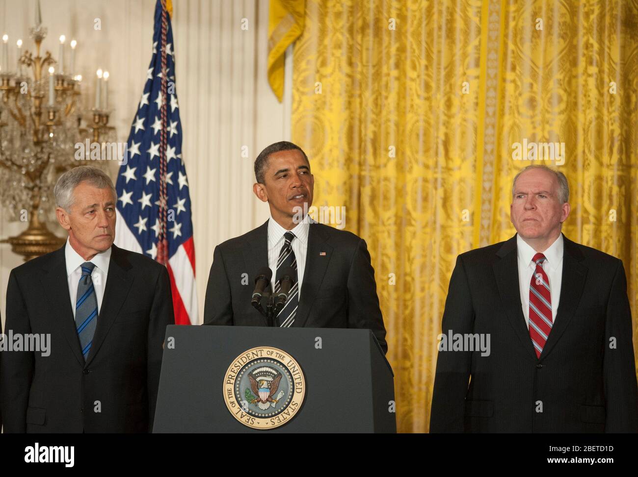 WASHINGTON DC - GENNAIO 7: Il Presidente Obama condivide una risata con il candidato di sec of Defense, il Senatore Chuck Hagel (a sinistra) e l'uscente sec of Defense, Leon Pa Foto Stock