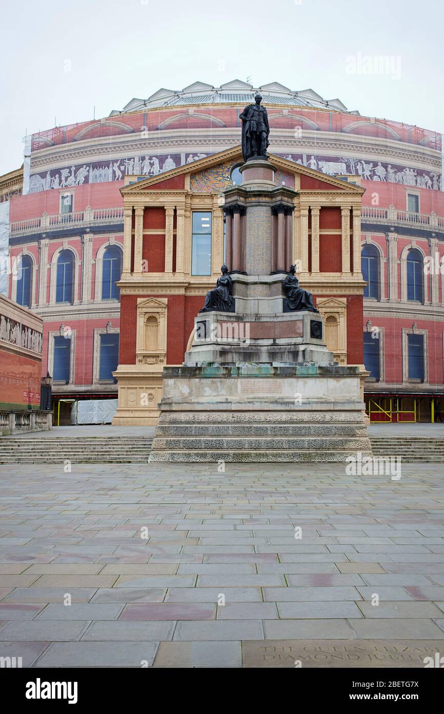 Royal Albert Hall e la statua del Principe Alberto Foto Stock
