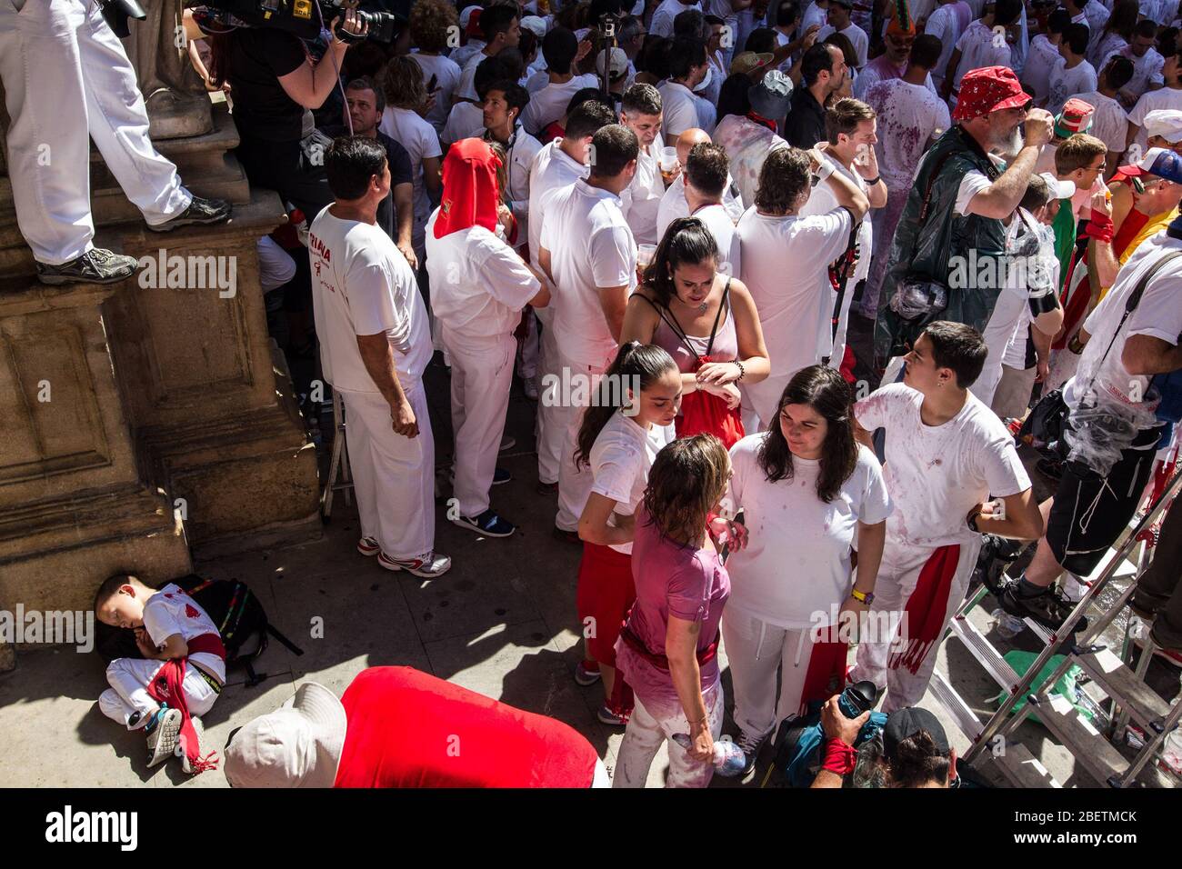 Pepopoli durante il lancio di San Fermin a razzo nella piazza del salone. Luglio 05,2016. (ALTERPHOTOS/Rodrigo Jimenez) /NortePhoto.com Foto Stock