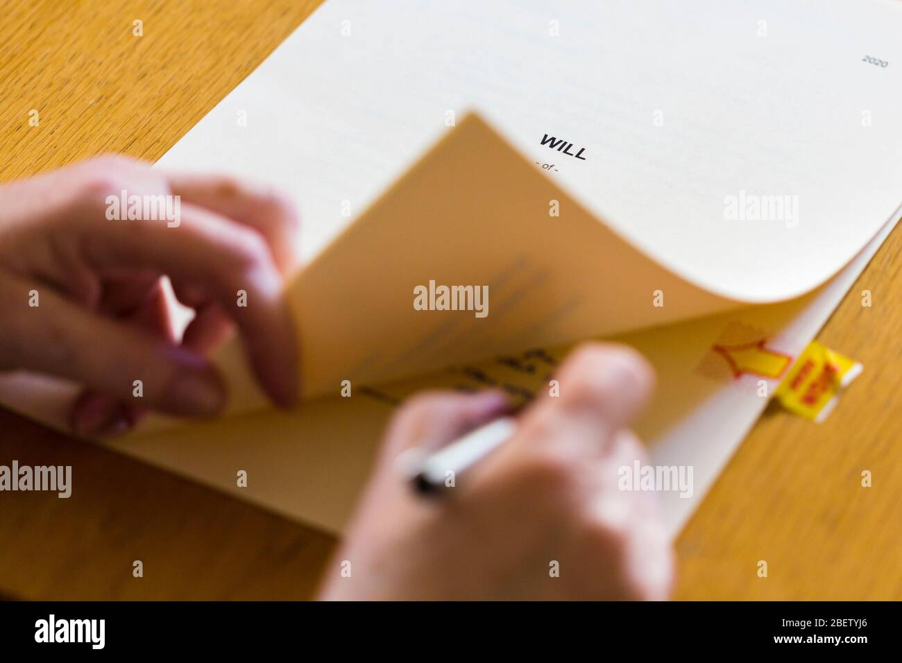 Firma di una volontà. Volontà e firma testamento. Foto Stock