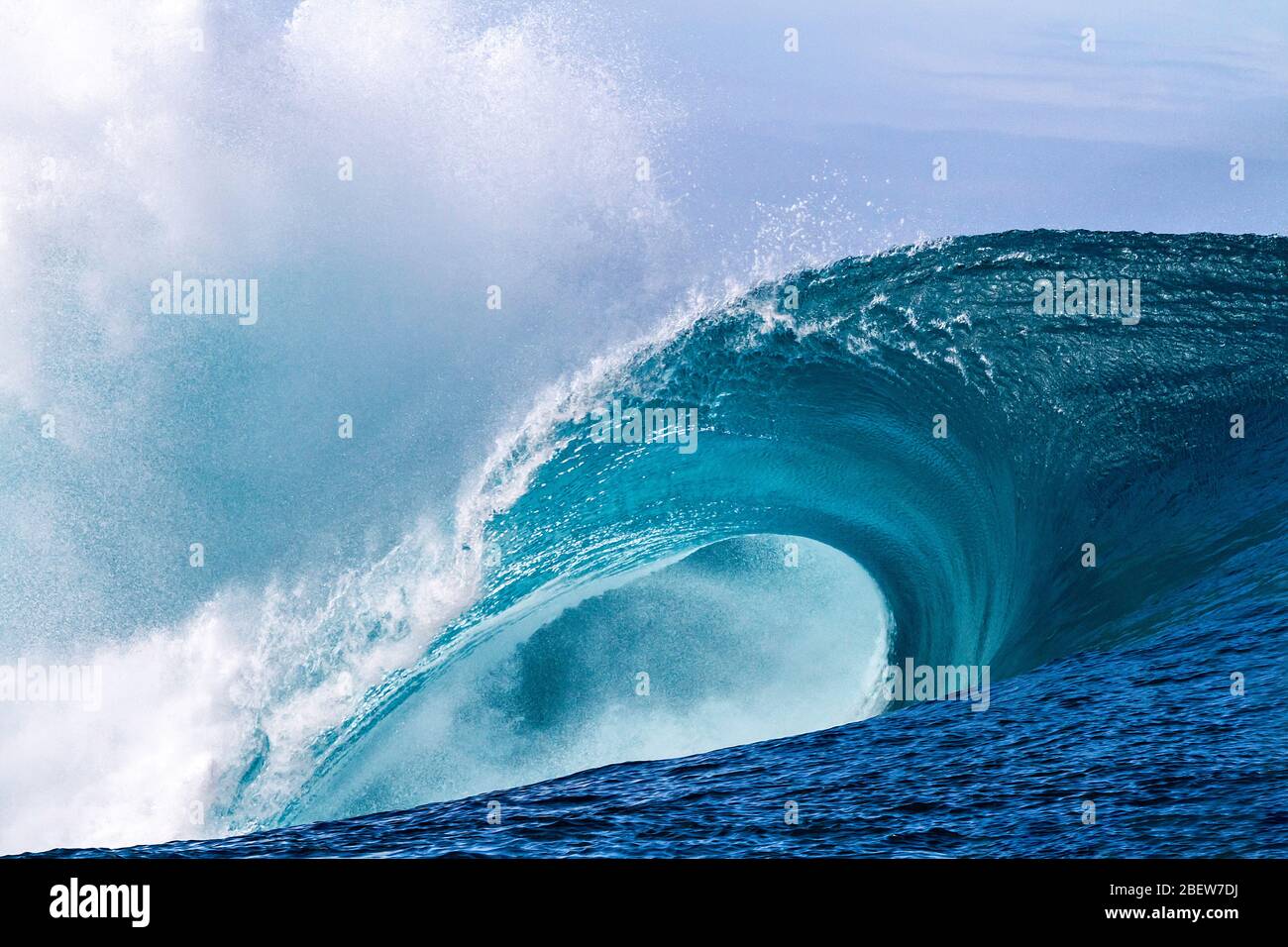 Onda perfetta a Papeete Tahiti Foto Stock