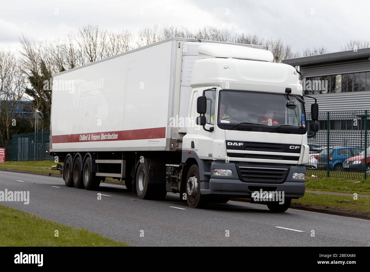 Logistica locale del trasporto dell'alimento distribuzione refrigerata del cibo Newtownabbey Irlanda del Nord Regno Unito Foto Stock