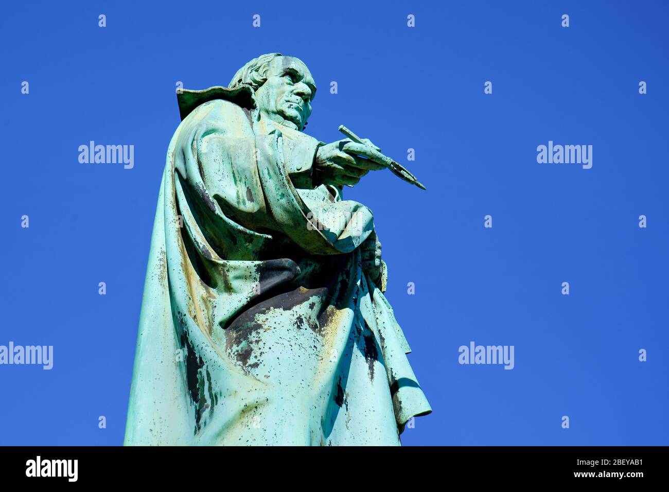 Monumento raffigurante Peter von Cornelius (1783 - 1867), artista e pittore tedesco. È stato direttore dell'Accademia d'Arte di Düsseldorf. Foto Stock