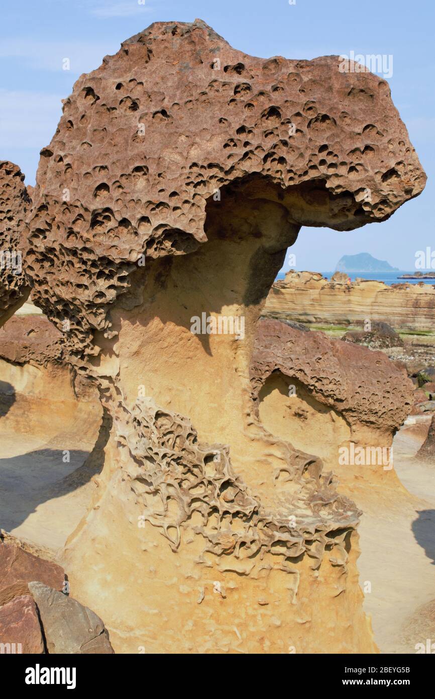 Formazione rocciosa a Yehliu Geopark, distretto di Wanli, New Taipei, Taiwan Foto Stock