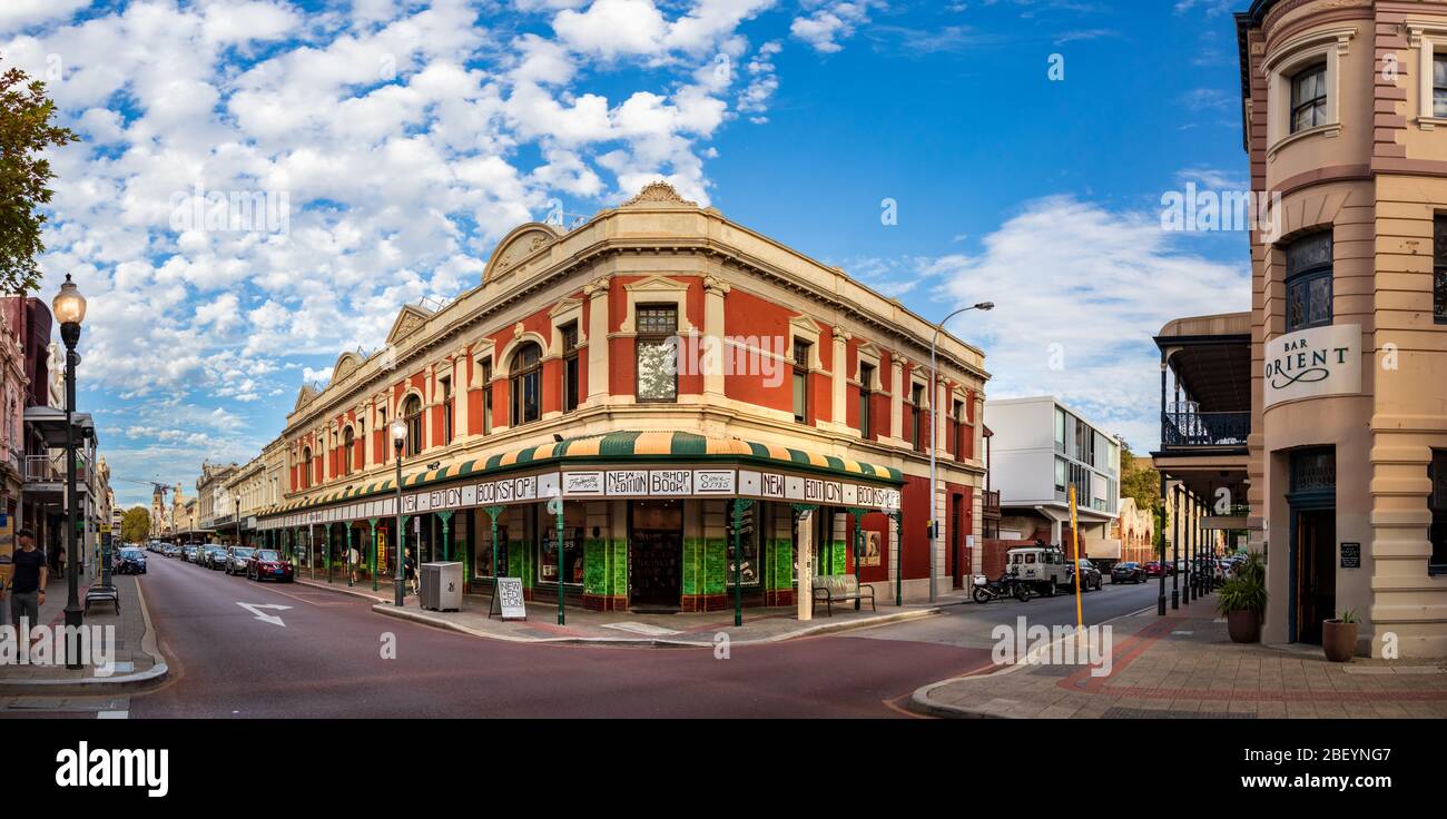 Vista panoramica dell'Orient Bar e della New Edition Bookshop a Fremantle, Australia Occidentale. Foto Stock