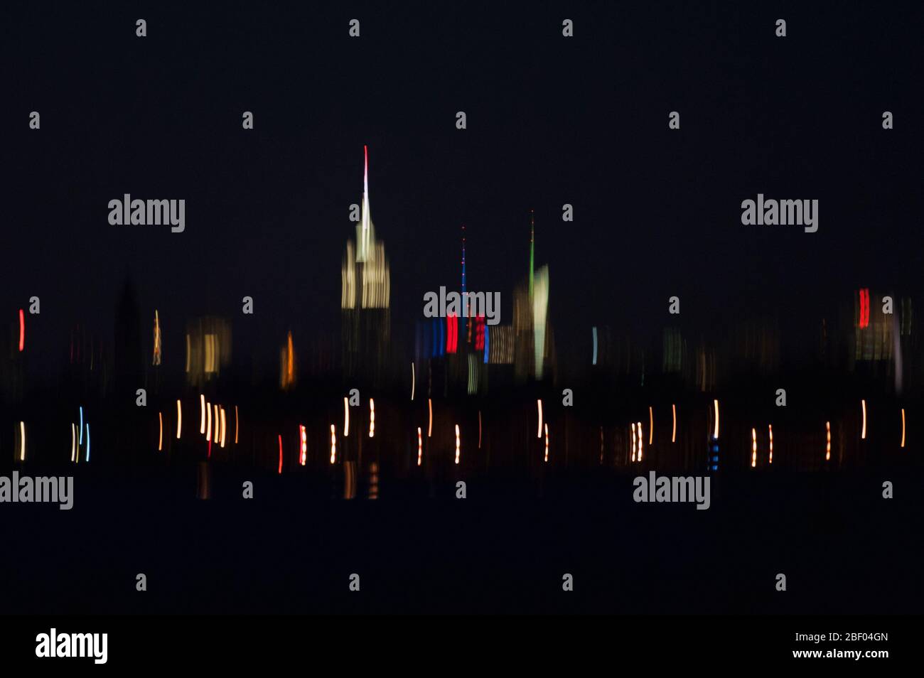 New York City astrazione dello skyline del centro città per trasmettere movimento ed energia Foto Stock
