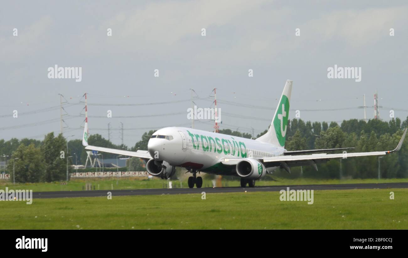 Transaavia Boeing 737 atterraggio Foto Stock