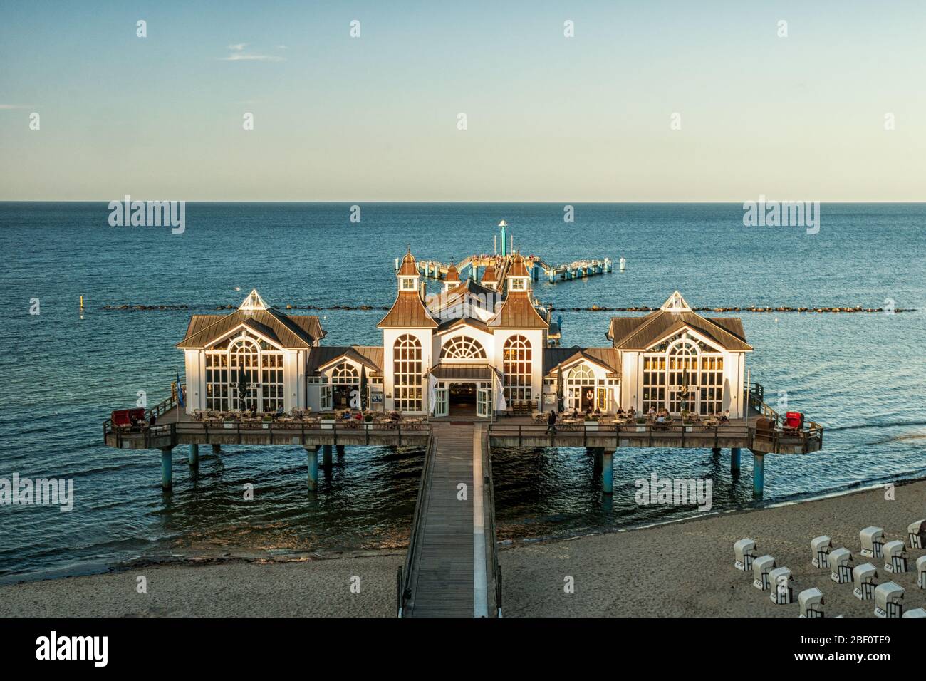 Il molo di Sellin sull'isola di Rügen Foto Stock