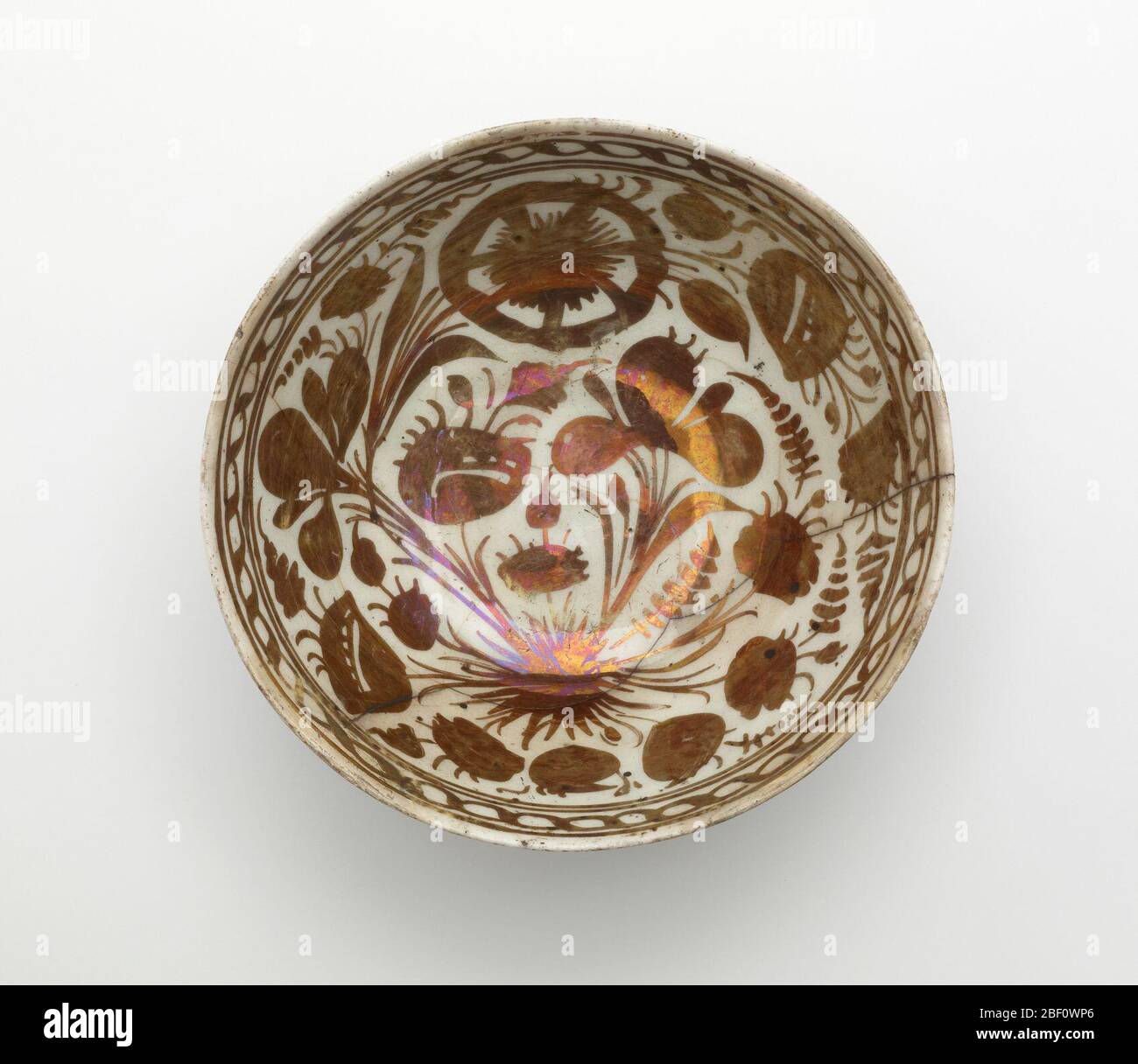 Ciotola. Dikran Garabed Kelekian (1868 - 1951) Charles Lang Freer (1854-1919) a 1911Dikran G. Kelekian (1868-1951), il Cairo, l'Egitto, Parigi, Francia e New York a 1911 [1] dal 1911 al 19191919 Charles Lang Freer (1854-1919), acquistato da Dikran G. Foto Stock