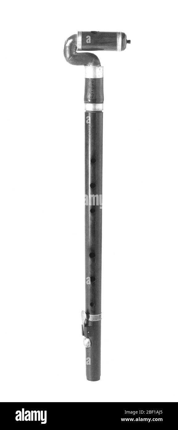 John Pfaff Patent 1Flauto a chiave. Questo flauto fu fatto da John Pfaff a Philadelphia, Pennsylvania nel 1857. Si tratta di una scanalatura a 1 chiave realizzata in legno di bosso con ghiere d'argento tedesche e chiave. John Pfaff è stato concesso il brevetto statunitense n. 17,054 per "miglioramenti in flauti", 14 aprile 1857. Foto Stock