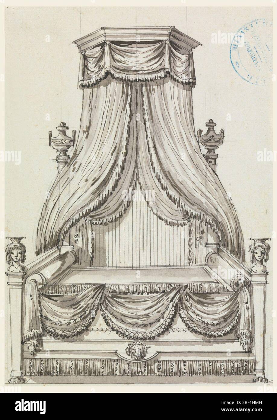 Piastra originale per Cahier VII 3. Vista del letto con finestra drappeggiato a parete. Letto decorato con busti femminili a pali e leone testa al centro, nappine, e drappeggio. Sopra, il tettuccio con urne su entrambi i lati. Foto Stock