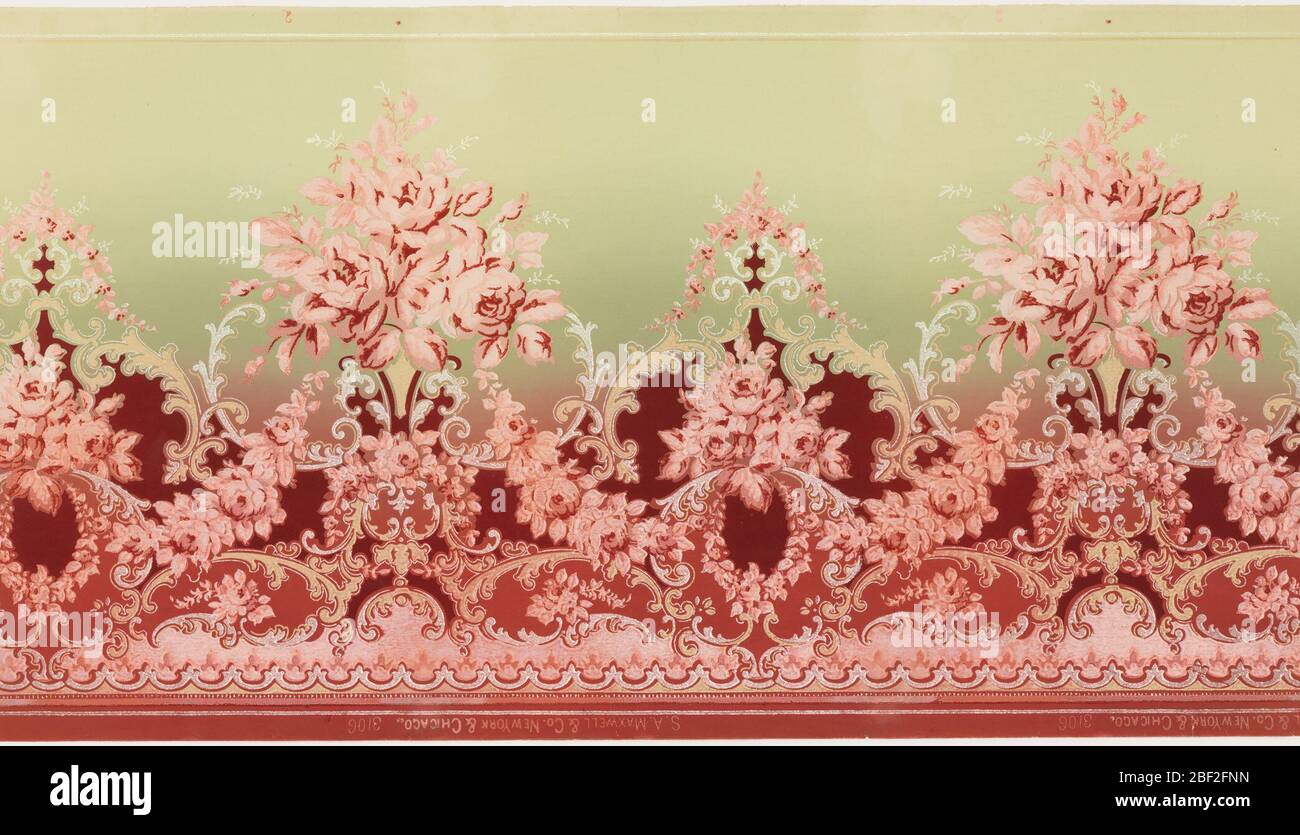 Fregio. Bouquet di rose rosa o mauve floreale si alterna con bouquet più corto racchiuso in rotoli di acanto. Lo sfondo oscura dal verde più chiaro in alto al verde più profondo, quindi si trasforma in sfumature di rosso più scure. Foto Stock