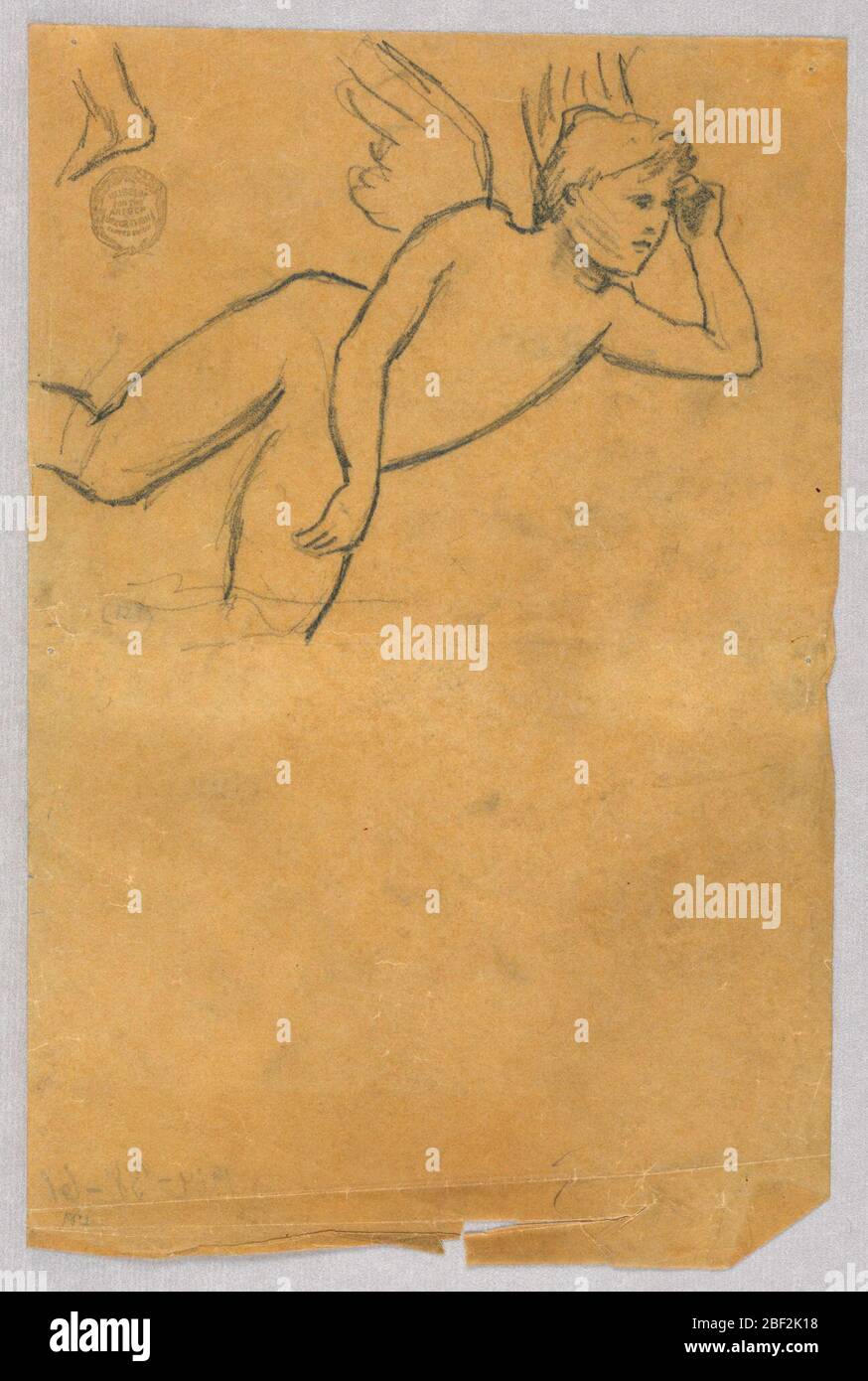 Schizzo per Putto. In alto a sinistra: Figura obliqua a tre quarti alata, appoggiata sul gomito sinistro e sul ginocchio sinistro, che non è mostrato. Angolo superiore sinistro: Un piede. Foto Stock