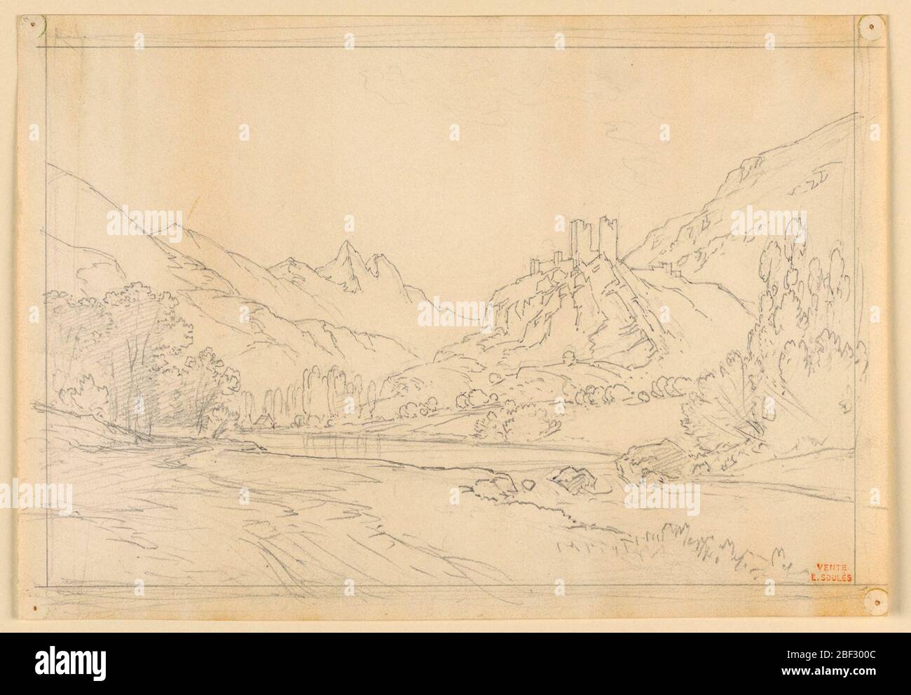 Una Valle in Paese montano. Un lago è nella terra centrale. Dietro di essa si trovano le rovine di un castello medievale in cima ad una collina. Le montagne si alzano a sinistra e a destra. Linea di incorniciatura marrone. Foto Stock
