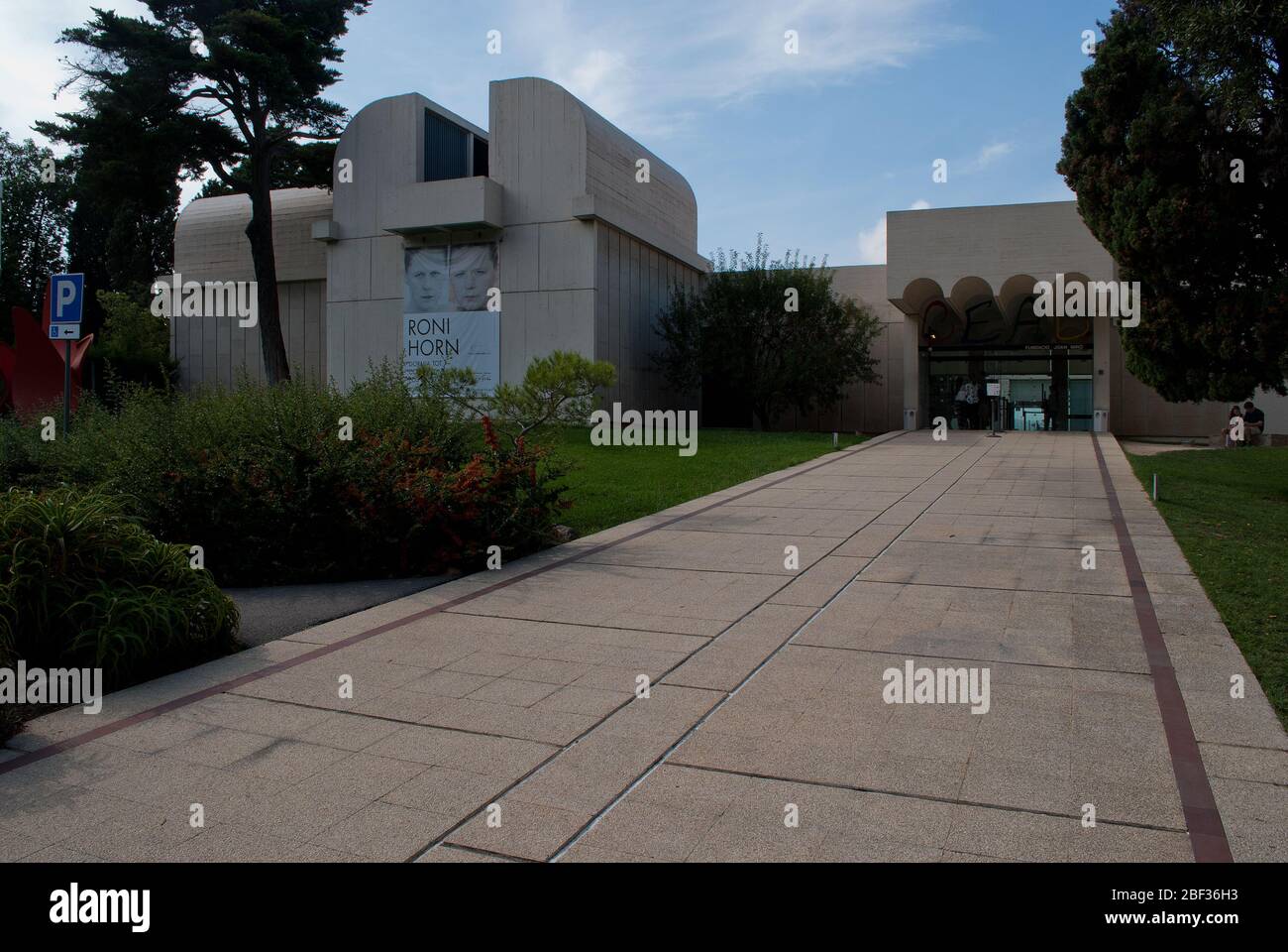 1970 architettura concrete Art Gallery Museum Fundacio Joan Miro edificio, Barcellona, Spagna di Lluis Sert Foto Stock