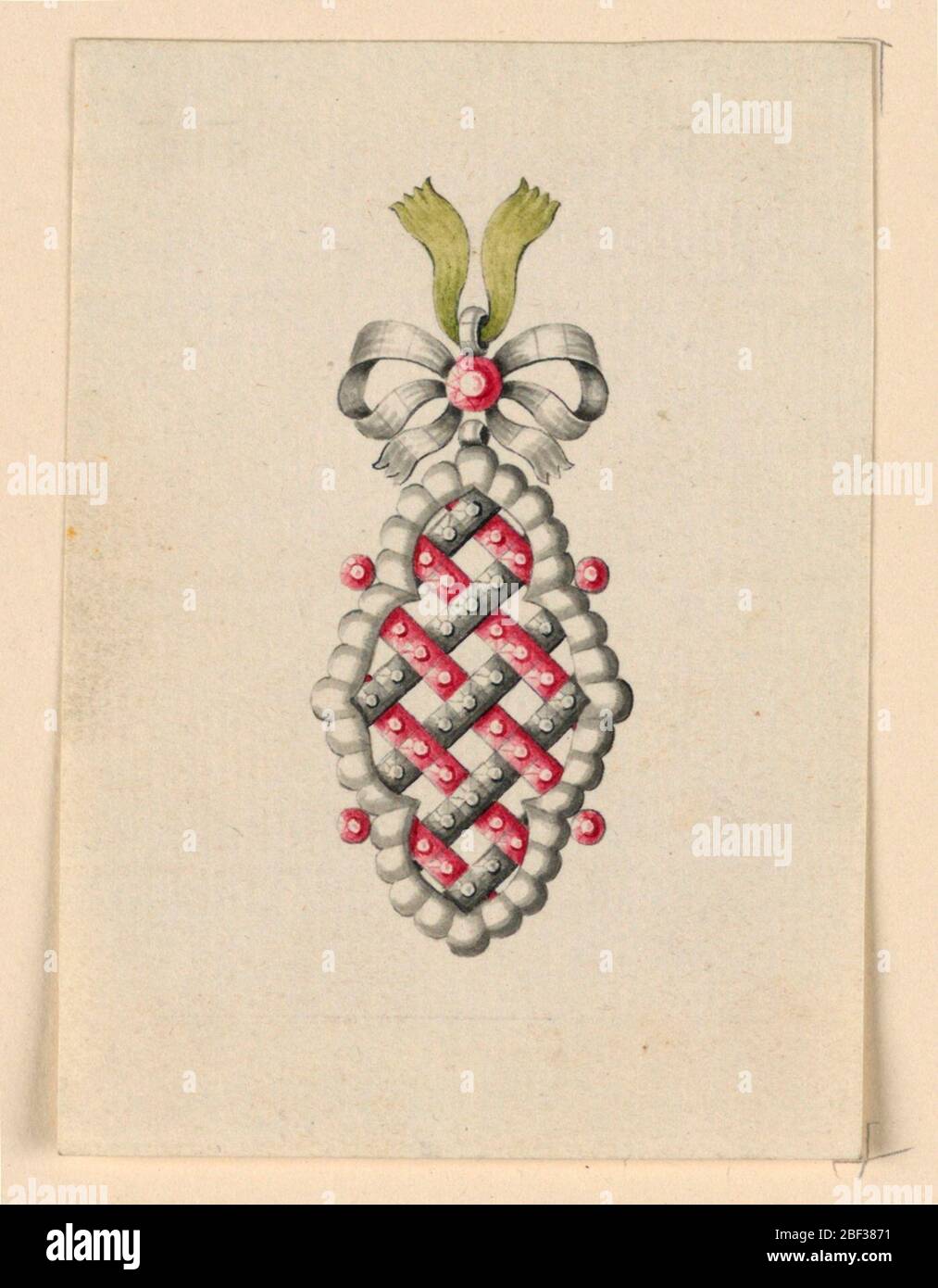 Design per pendente. Gioielli per pendente. In alto è un nastro annodato con un diamante rosso al centro, sotto una cornice a forma di escheon con un reticolo composto da cinque bande rosse e cinque grigie. Quattro diamanti rossi sono all'esterno della cornice. Foto Stock