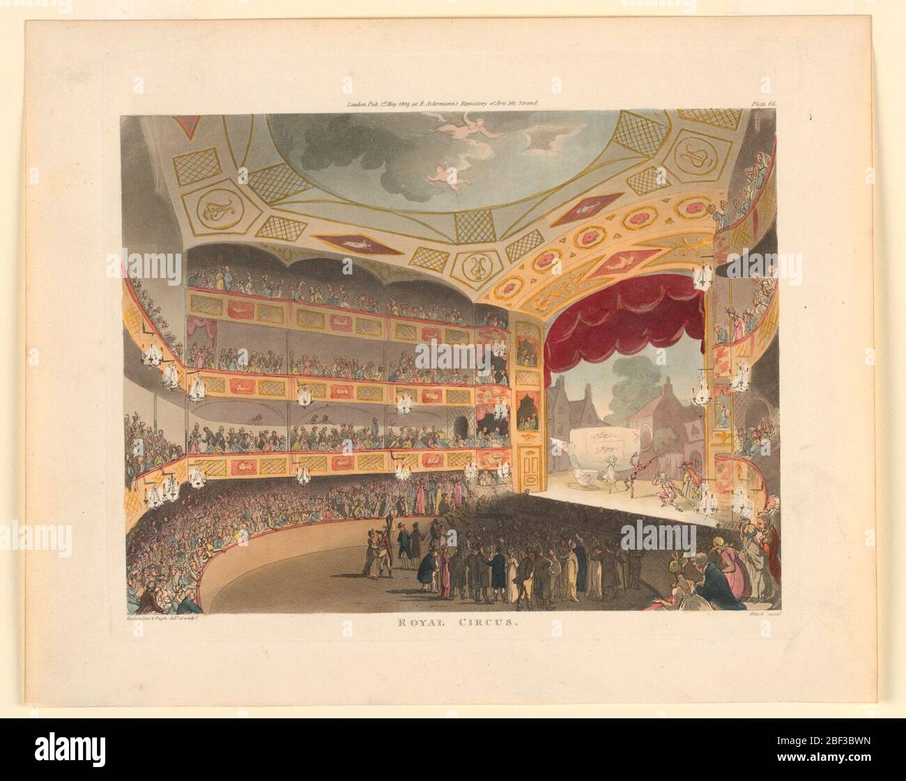 Royal Circus da Ackermanns Repository. Rettangolo orizzontale. Teatro, con pubblico in piedi nella fossa; seduto in scatole e parquet. Clown sul palco, e una grande teiera tra le case. Titolo e nomi degli artisti qui sotto, nome dell'editore qui sopra. Foto Stock