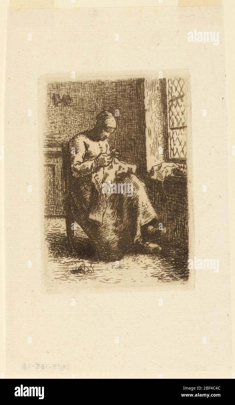 La Couseuse la donna cucire. Una donna contadina siede vicino ad una finestra con panda diamantata, a destra, cucendo una camicia. I suoi attrezzi poggiano sul davanzale. Foto Stock