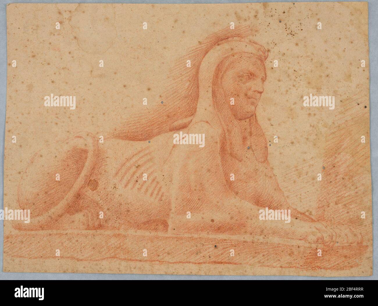 Una Sfinge Recumbent. Un leone con testa umana e abito egiziano. Foto Stock