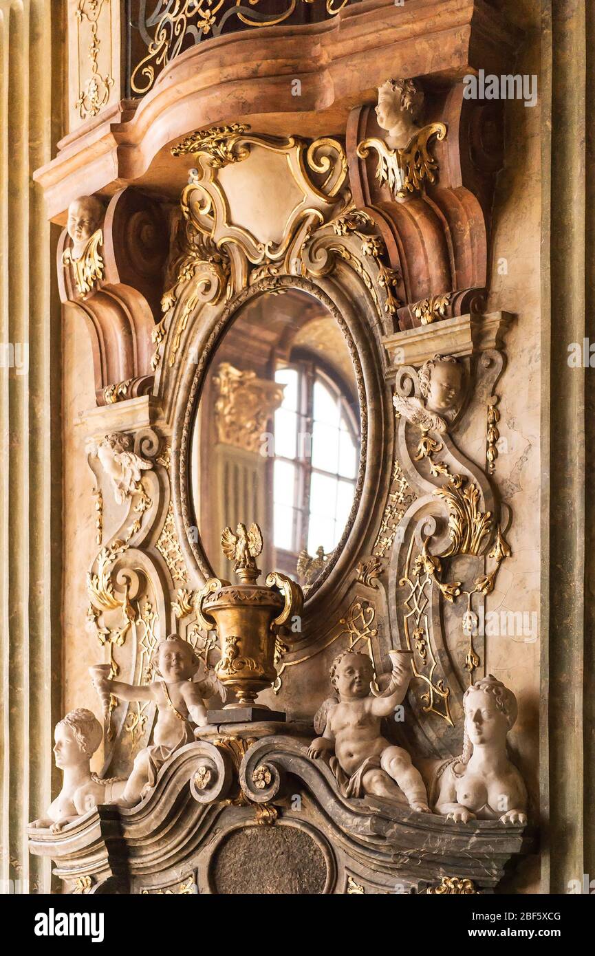 L'interno del castello medievale Foto Stock