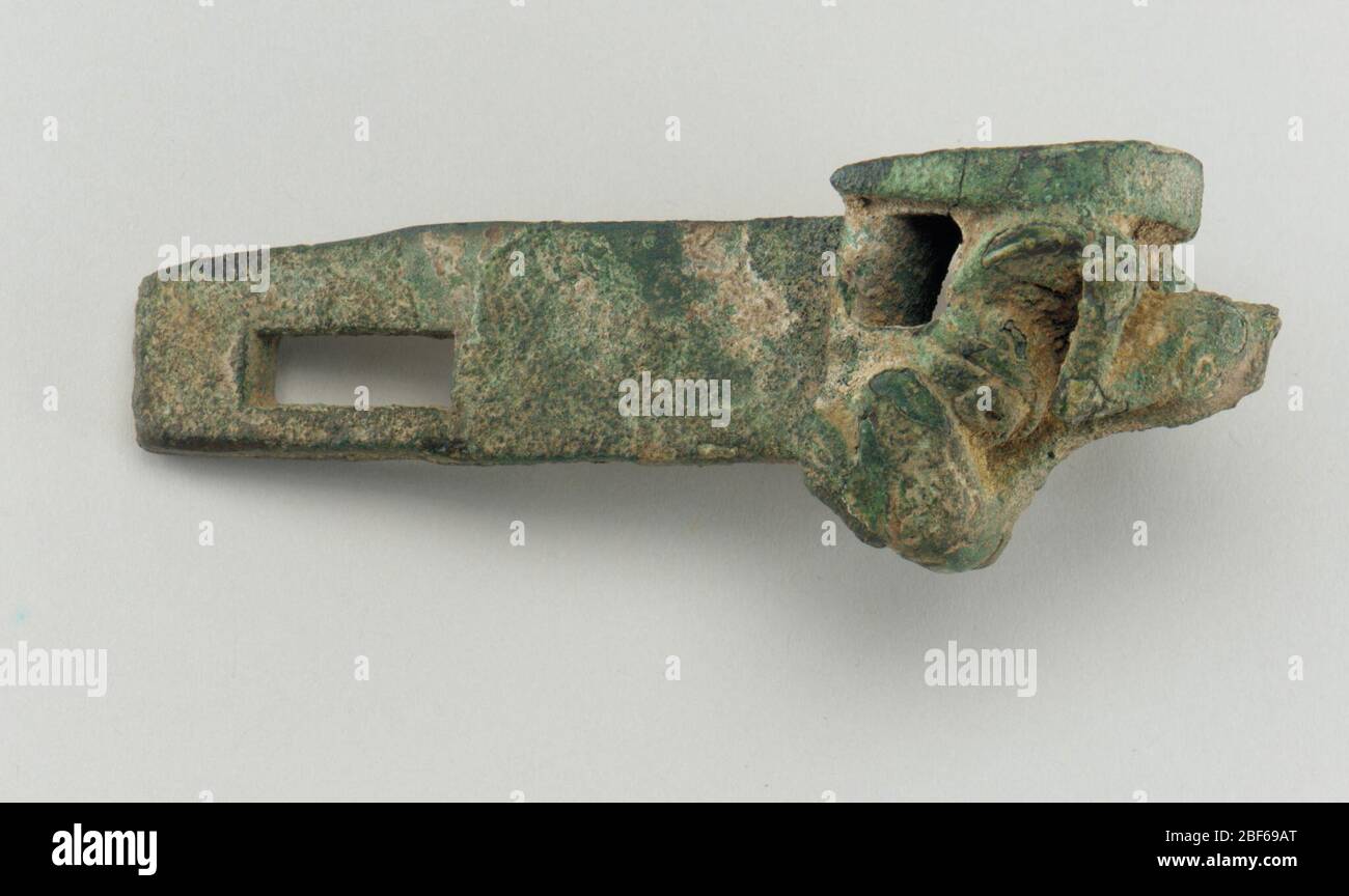 ; Cina; 770-221 a.C.; bronzo; a x L: 13.4 x 5.3 cm (5 1/4 x 2 1/16 in); regalo di Charles Lang Freer Foto Stock