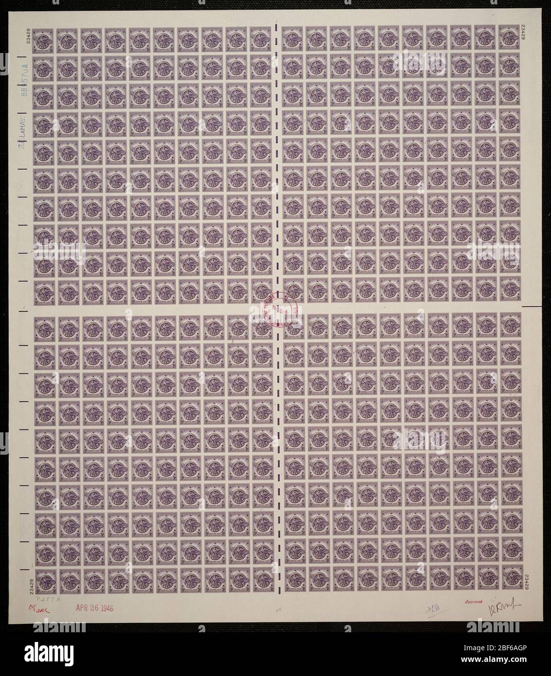 Prova di piatto dei veterani della seconda guerra mondiale 3c. Le bozze certificate sono l'ultima prova stampata della lastra prima di stampare i timbri presso l'Ufficio di incisione e stampa. Queste prove di targa sono uniche, con le firme e la data di approvazione. Foto Stock