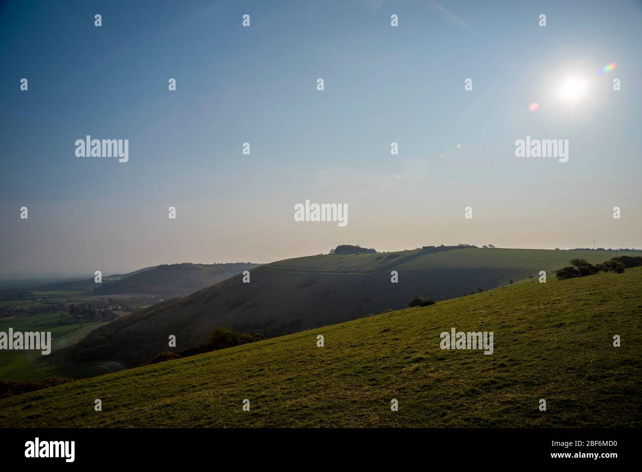 Il forte della collina di Dyke Iron Age del Diavolo sulla South Downs Way, West Sussex, Regno Unito Foto Stock