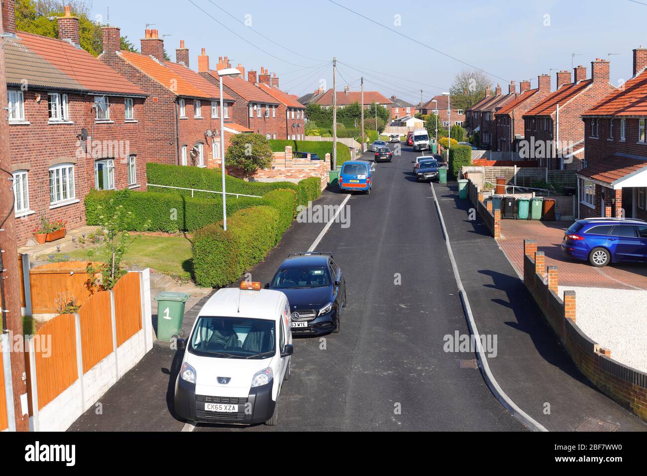 Guardando lungo la Pleasance a Swillington, Leeds Foto Stock