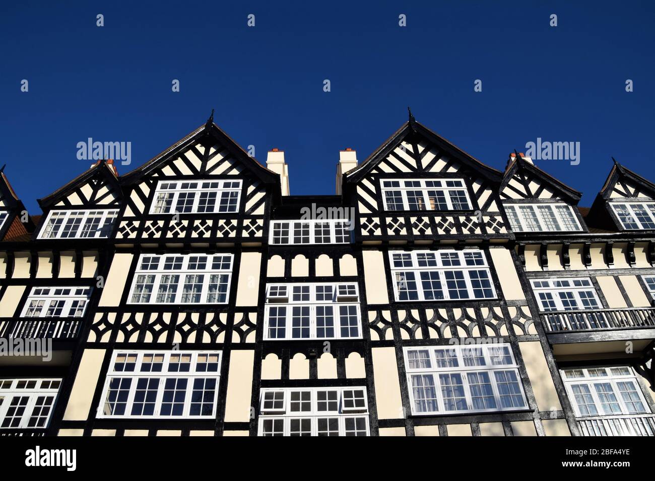 Tudor case a Maida vale, Londra Foto Stock