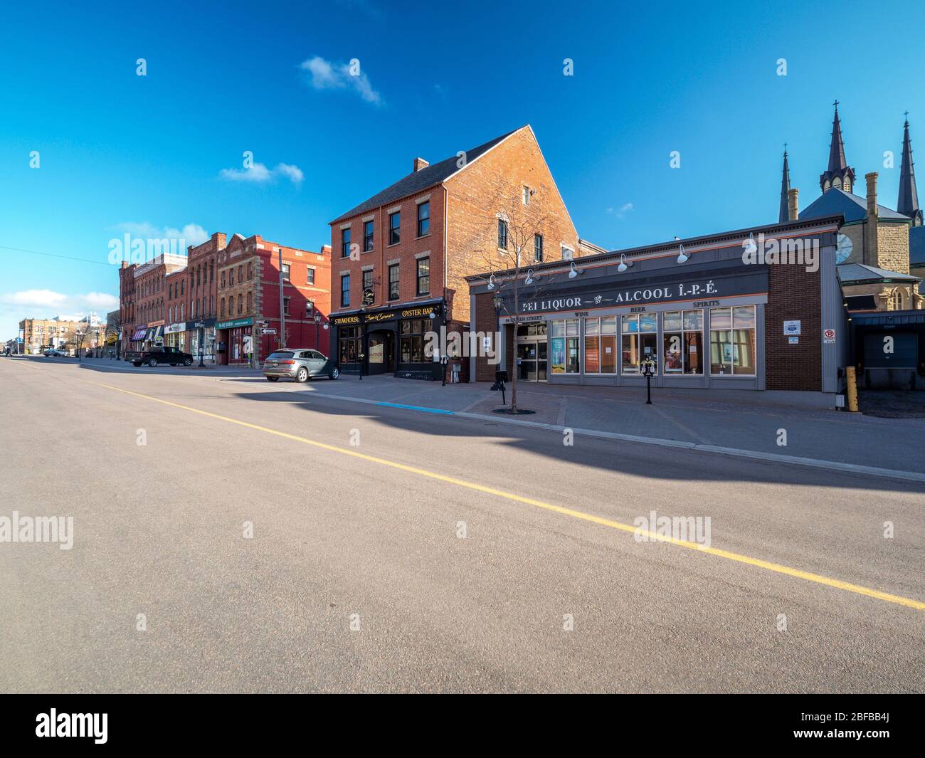 Il centro di Charlottetown è vuoto al mattino a causa del coronavirus Foto Stock