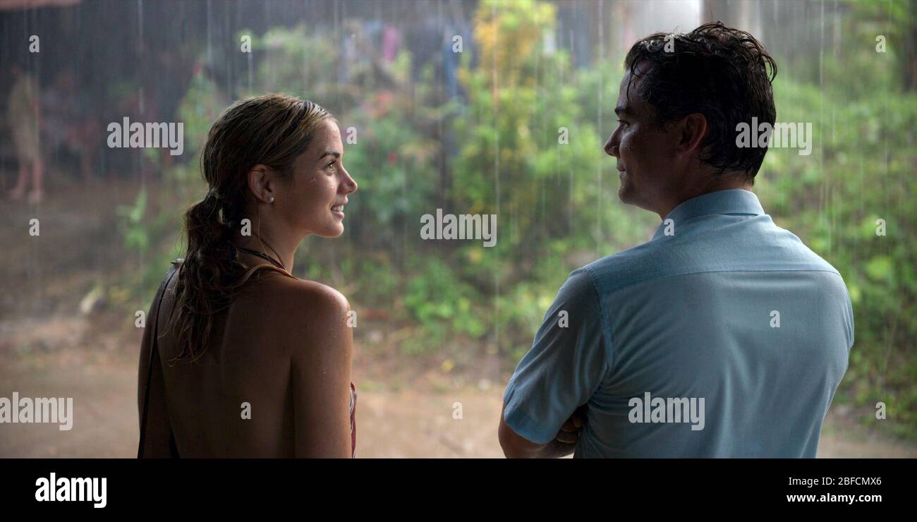 DATA DI USCITA: Aprile 17 2019 TITOLO: Sergio STUDIO: Netflix DIRETTORE: Greg Barker TRAMA: Un dramma di grande impatto ambientato nel caotico dopoguaggio dell'invasione americana dell'Iraq, dove la vita del diplomatico dell'ONU Sergio Vieira de Mello si trova in equilibrio durante la missione più infida della sua carriera. PROTAGONISTA: ANA DE ARMAS come Carolina Larriera, WAGNER MOURA come Sergio Vieira de Mello. (Credit Image: © Netflix/Entertainment Pictures) Foto Stock