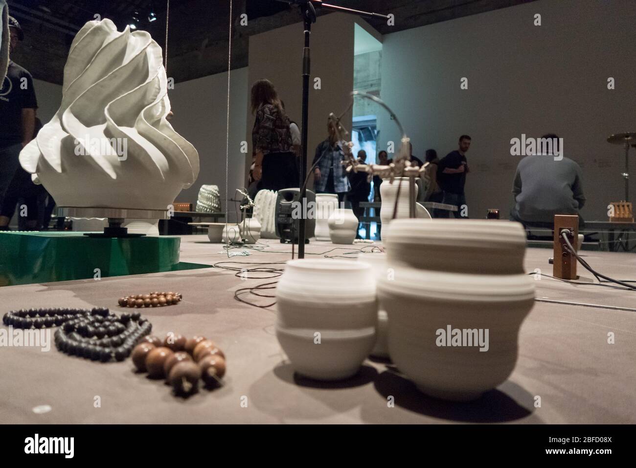 Strumenti musicali elettronici dell'artista e compositore Tarek Atoui, esposti alla Biennale di Venezia 2019 Foto Stock