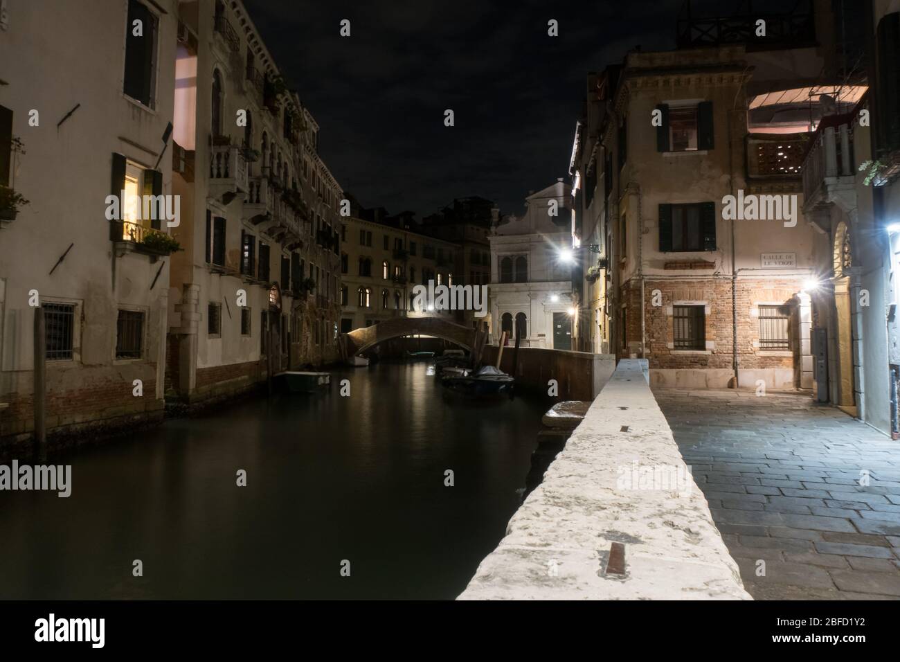 Vista di un canale di Venezia Foto Stock