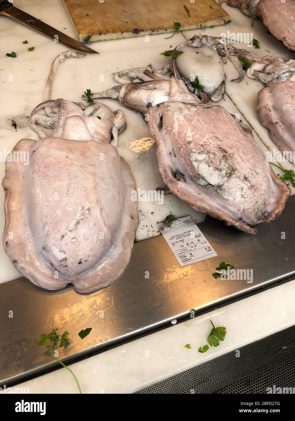Pesce in vendita alimenti del mondo Foto Stock