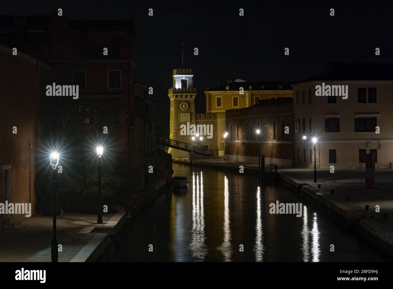 Una vista notturna di Venezia, Italia Foto Stock