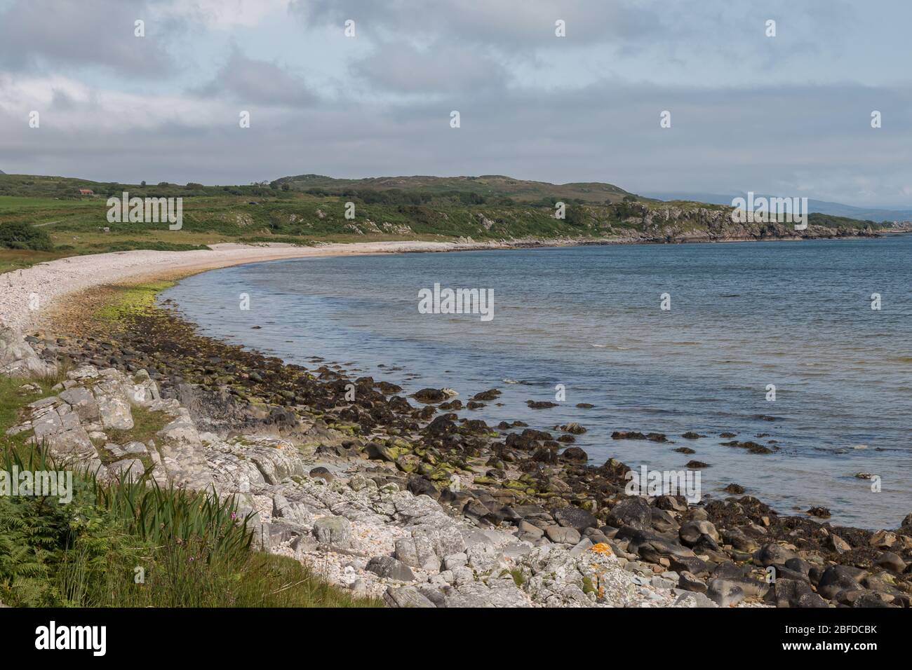 Sentiero escursionistico fino alla cima di Beinn Bheigeir, il punto più alto sull'isola di Islay in Scozia. Foto Stock