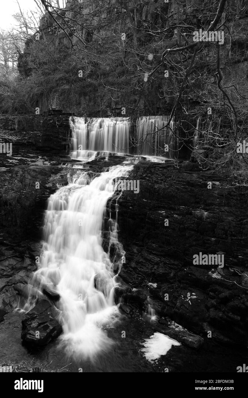 Cascate superiori e centrali di Sgwd Clun Gwyn ISAF. Foto Stock