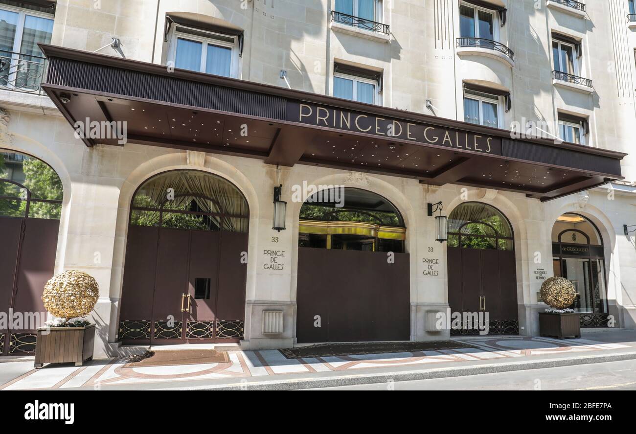 CORONAVIRUS: FAMOSI HOTEL DI LUSSO TEMPORANEAMENTE CHIUSI A PARIGI Foto Stock