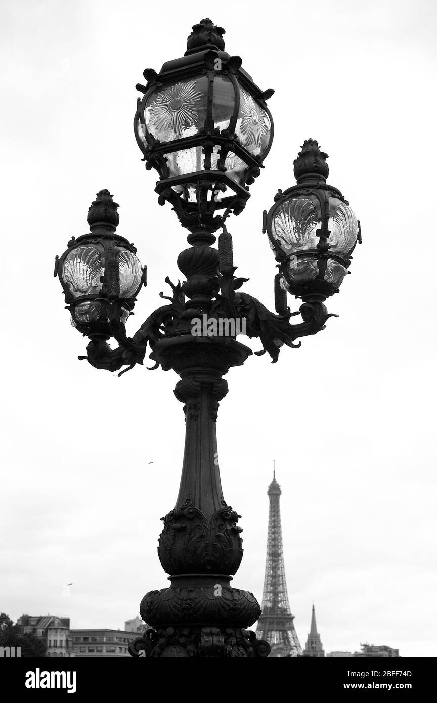 Illuminazione stradale a Parigi, Francia, Europa Foto Stock