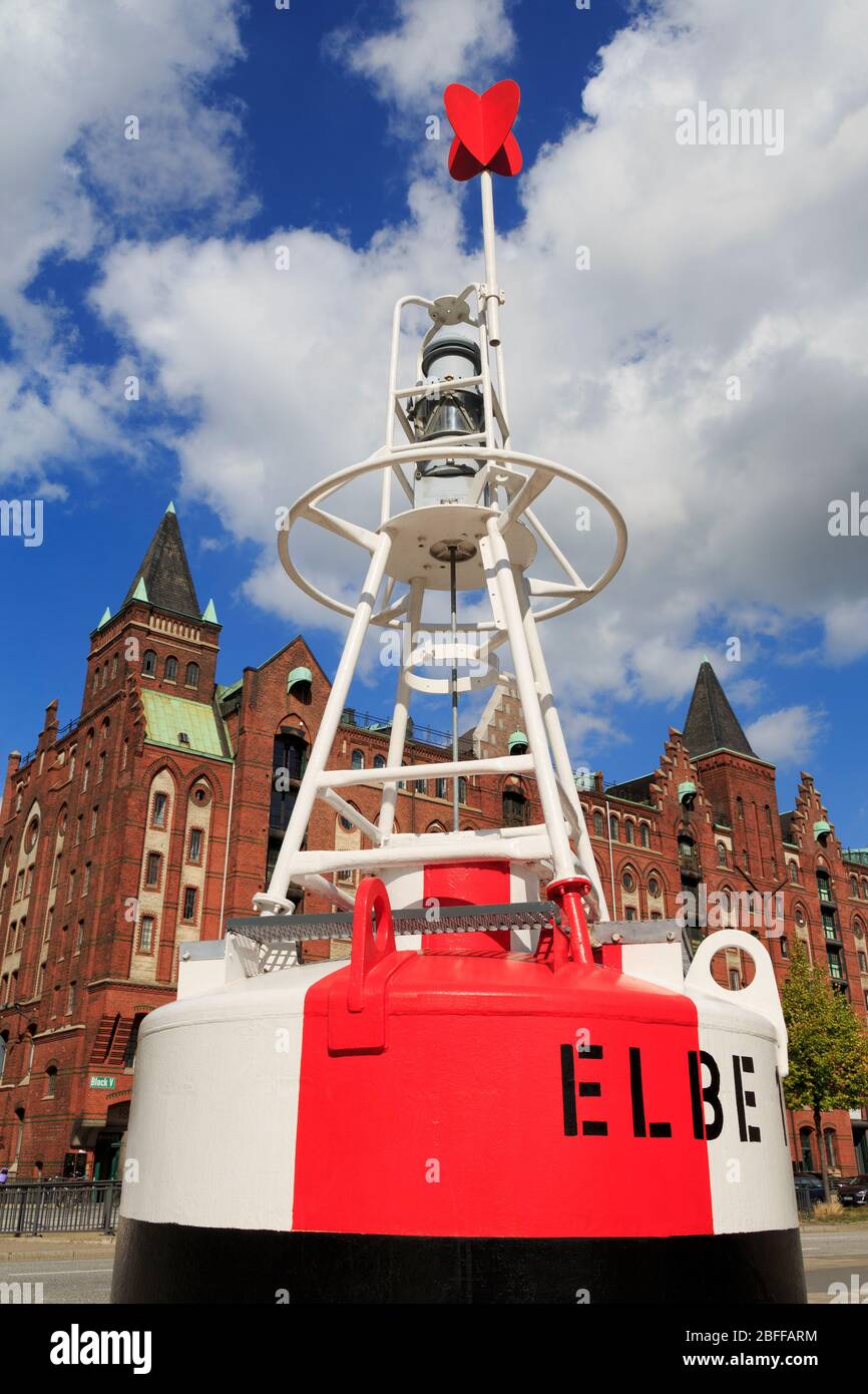 Boa di navigazione, HafenCity District, Amburgo, Germania, Europa Foto Stock