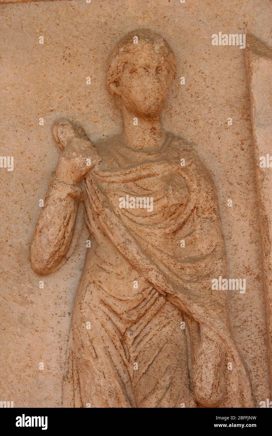 Sarcofago di Olia Tertula (15 anni fa). ii secolo. Epoca romana. Donna. Dettaglio. Ravenna, Italia. Foto Stock